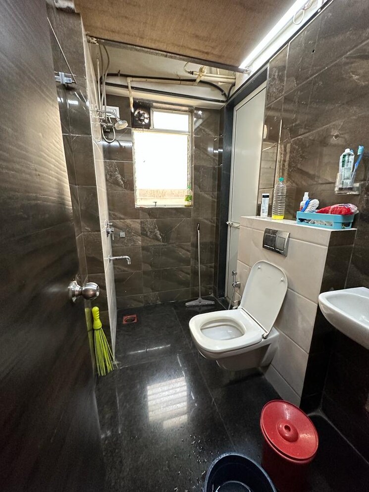 Attached Bathroom, siddhi-highland-gardens 3 Bedroom 1231 Sq.Ft. Apartment In Dhokali Thane 6814035