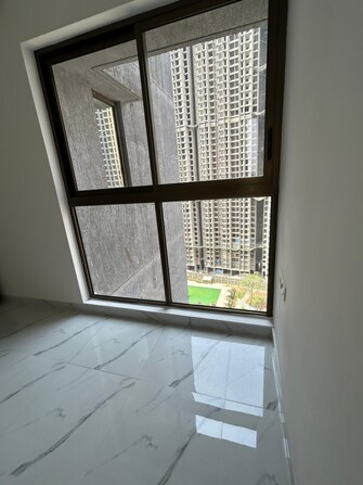 2 BHK Apartment For Resale in Raymond Ten X Era Pokhran Road No 1 Thane  6815633