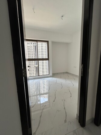 2 BHK Apartment For Resale in Raymond Ten X Era Pokhran Road No 1 Thane  6815633