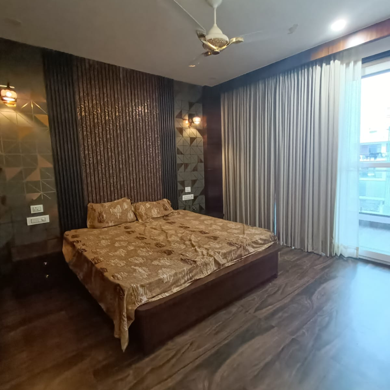 4 BHK + Servant Room Builder Floor For Rent in Independent Builder Floor