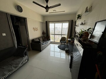 1 BHK Apartment For Resale in Sheth Midori Dahisar East Mumbai  6820581