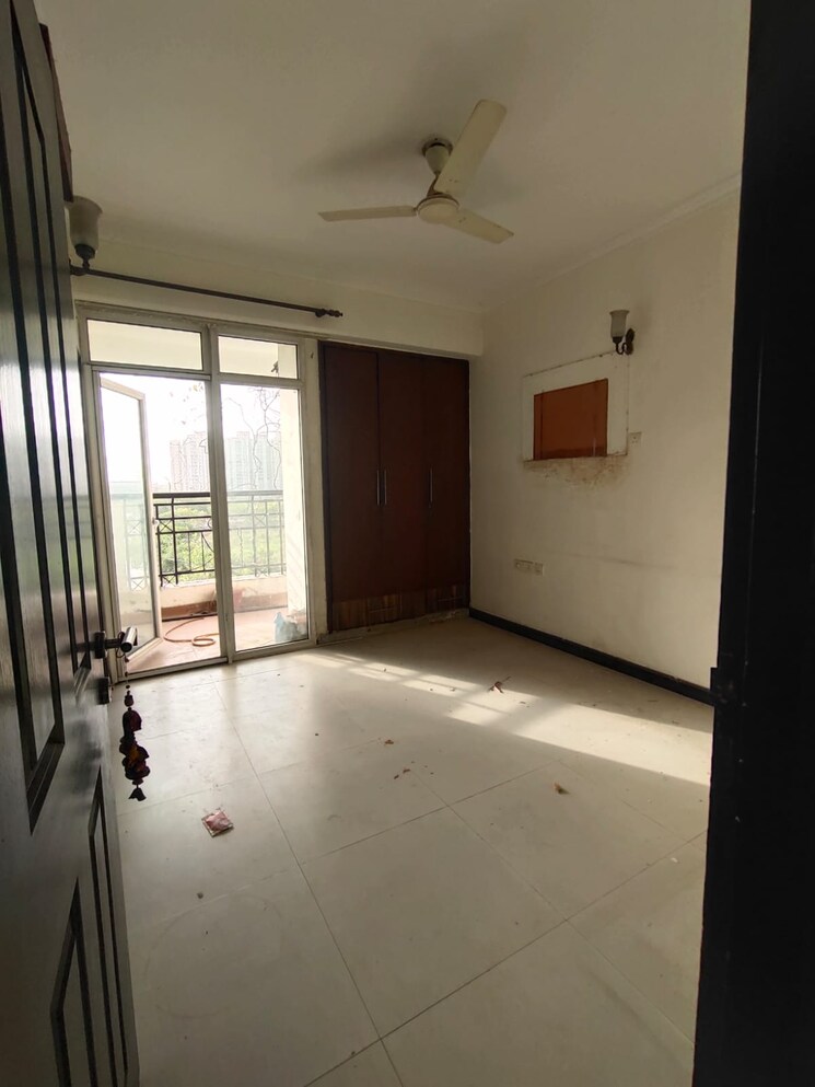 Bedroom, oasis-emerald-heights 3 Bedroom 1800 Sq.Ft. Apartment In Vaishali Sector 7 Ghaziabad 6820917