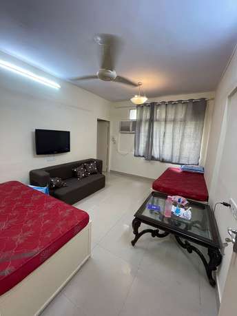 1 BHK Apartment For Rent in Khar West Mumbai 6821371