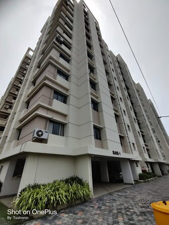 2 BHK Apartment For Resale in Devaloke Sonar City Narendrapur Kolkata  6821942