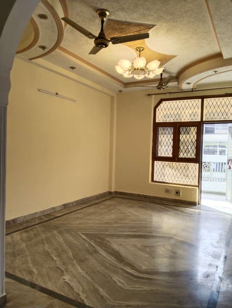 4 Bedroom 2700 Sq.Ft. Builder Floor in Vaishali Ghaziabad