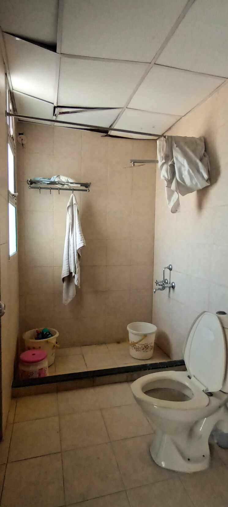 Bathroom, civitech-florencia 3 Bedroom 1915 Sq.Ft. Apartment In Vaishali Sector 9 Ghaziabad 6825192