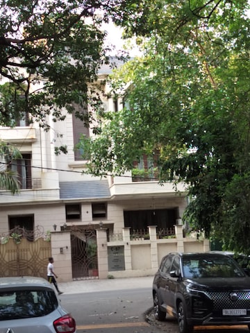 4 BHK Builder Floor For Resale in Panchsheel Park Delhi  6825400