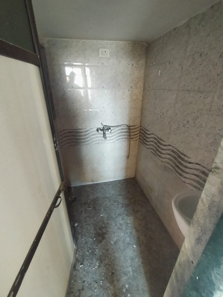 Bathroom, raj-shree-krishna-horizon-phase-i 1 Bedroom 550 Sq.Ft. Apartment In Nalasopara West Palghar 6828444