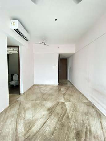 1 BHK Apartment For Rent in Rajesh White City Kandivali East Mumbai  6829327