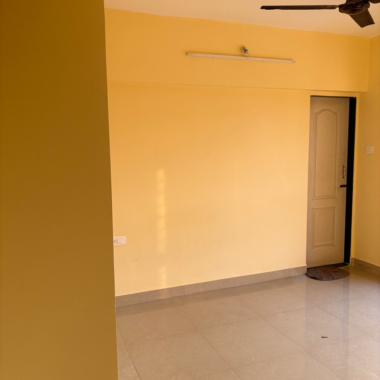 Room, hubtown-greenwoods 3 Bedroom 750 Sq.Ft. Apartment In Vartak Nagar Thane 6831133