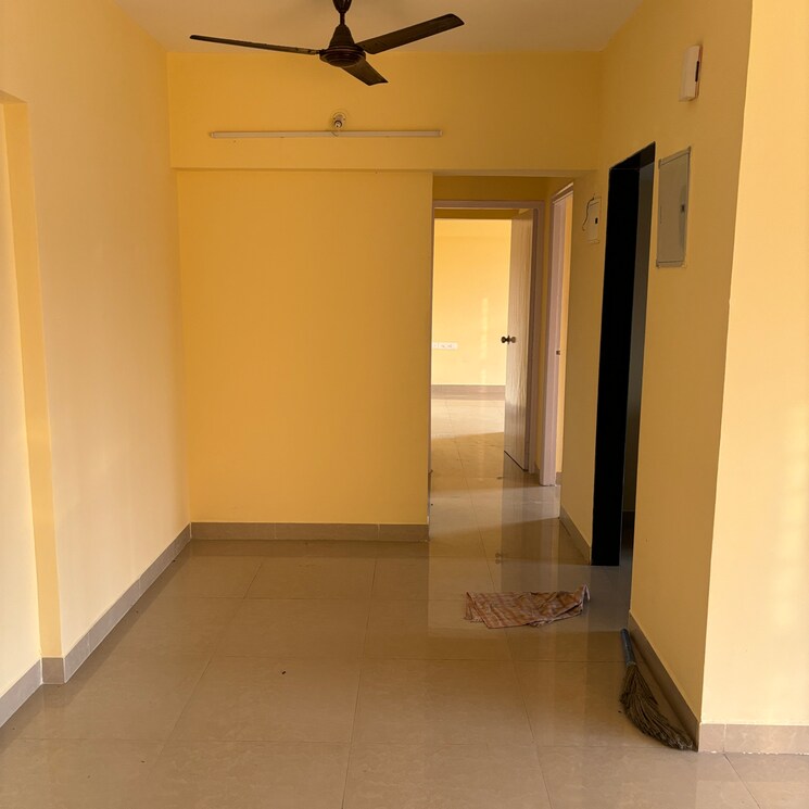 Room, hubtown-greenwoods 3 Bedroom 750 Sq.Ft. Apartment In Vartak Nagar Thane 6831133