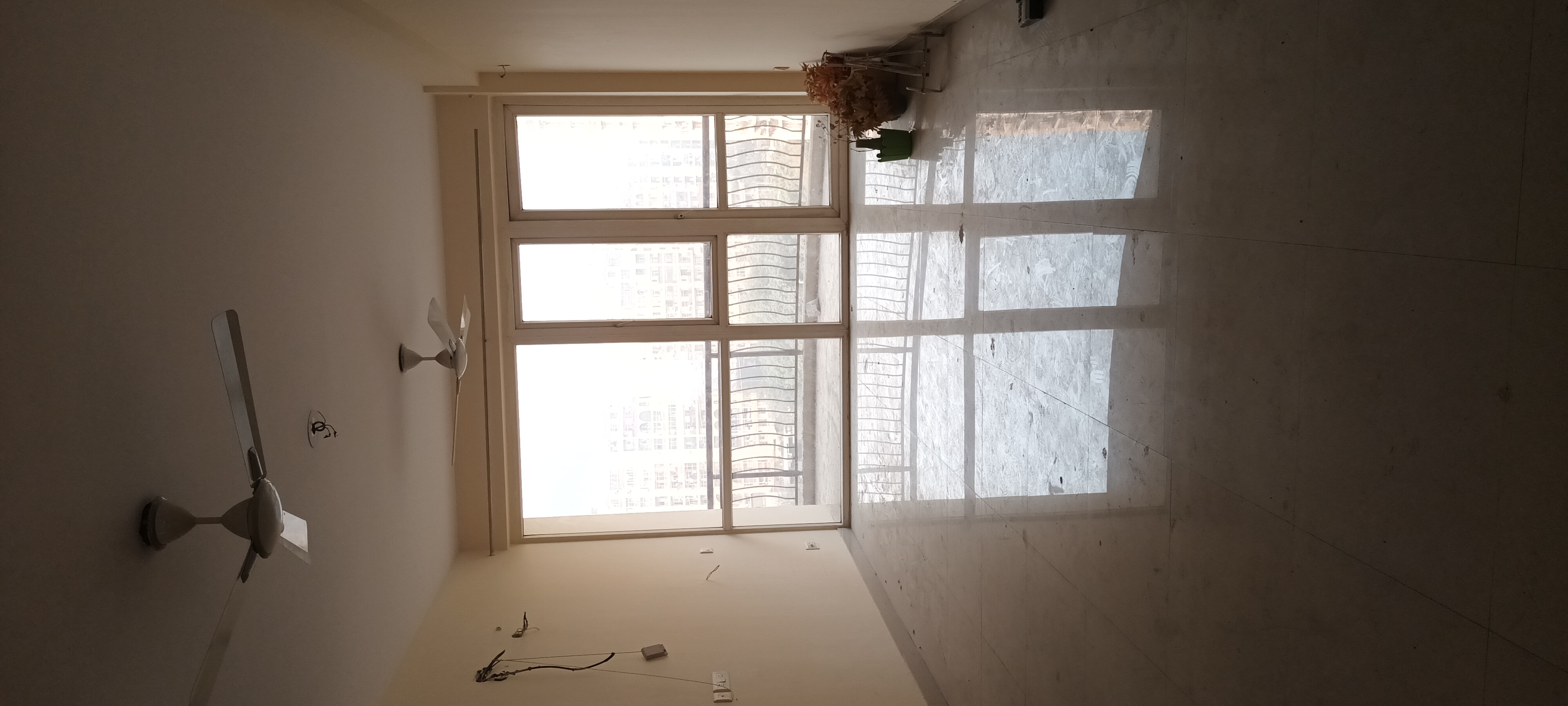3 BHK + Extra Room Apartment For Sale in Oxirich Avenue