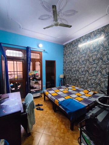 Bedroom in 3 BHK Independent House at Jankipuram Extension – for Rent