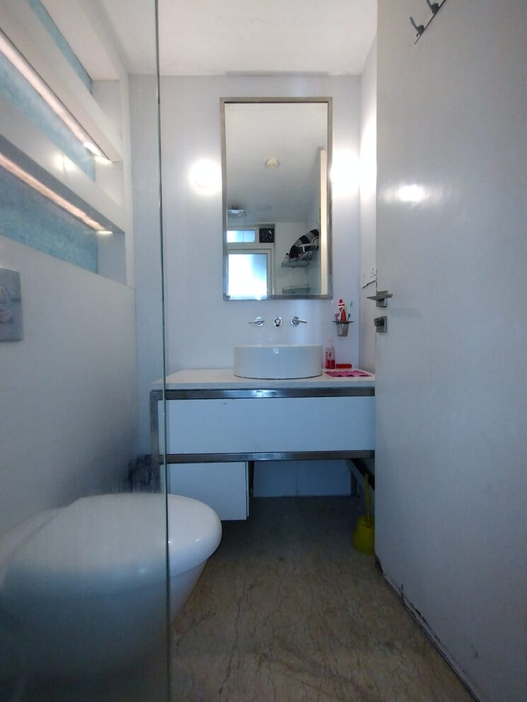 Bathroom, lodha-fiorenza 4 Bedroom 1389 Sq.Ft. Apartment In Goregaon East Mumbai 6836137