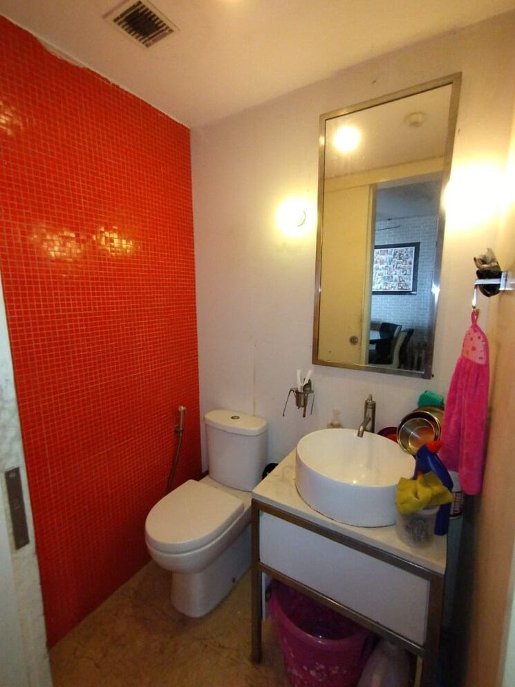 Attached Bathroom, lodha-fiorenza 4 Bedroom 1389 Sq.Ft. Apartment In Goregaon East Mumbai 6836137