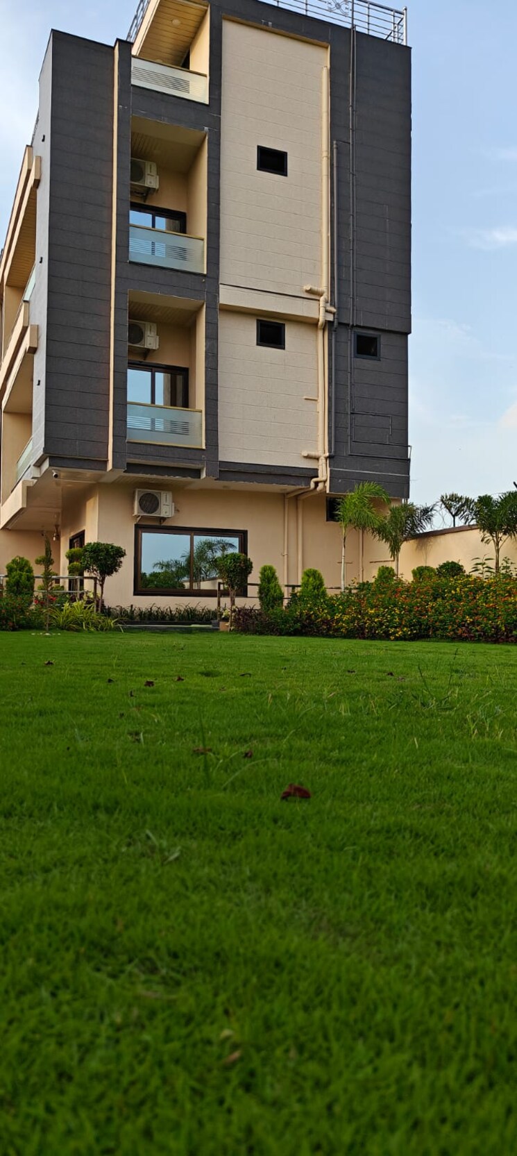 Exterior View, mujgahan 4 Bedroom 5300 Sq.Ft. Villa In Mujgahan Raipur 6837035