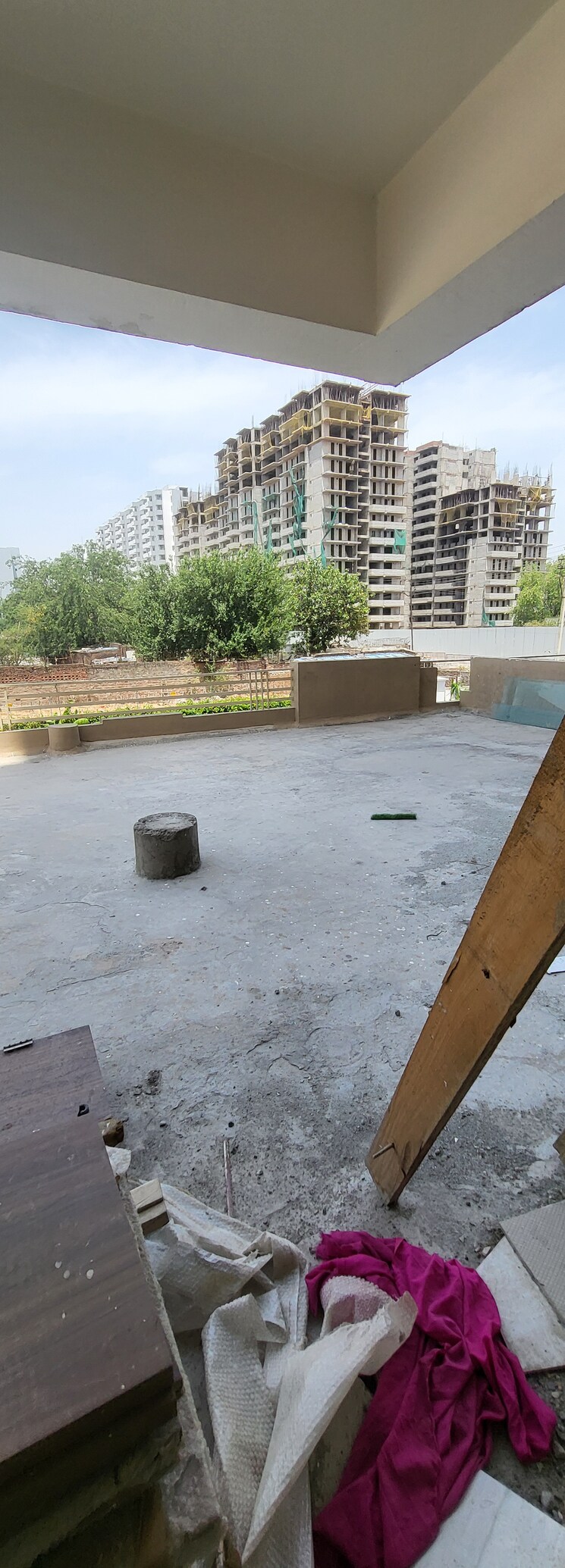 Balcony, shree-balaji-cghs 4 Bedroom 2200 Sq.Ft. Apartment In Sector 45 Faridabad 6837837