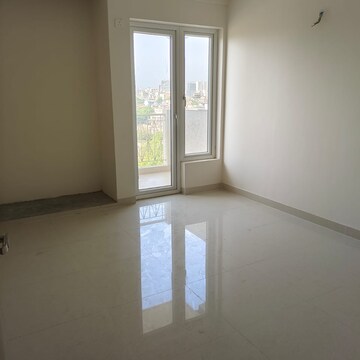 Room in 3 BHK Apartment at Pareena Micasa, Nurpur Jharsa – for Rent