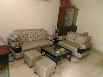 2 BHK Builder Floor For Rent in Lajpat Nagar