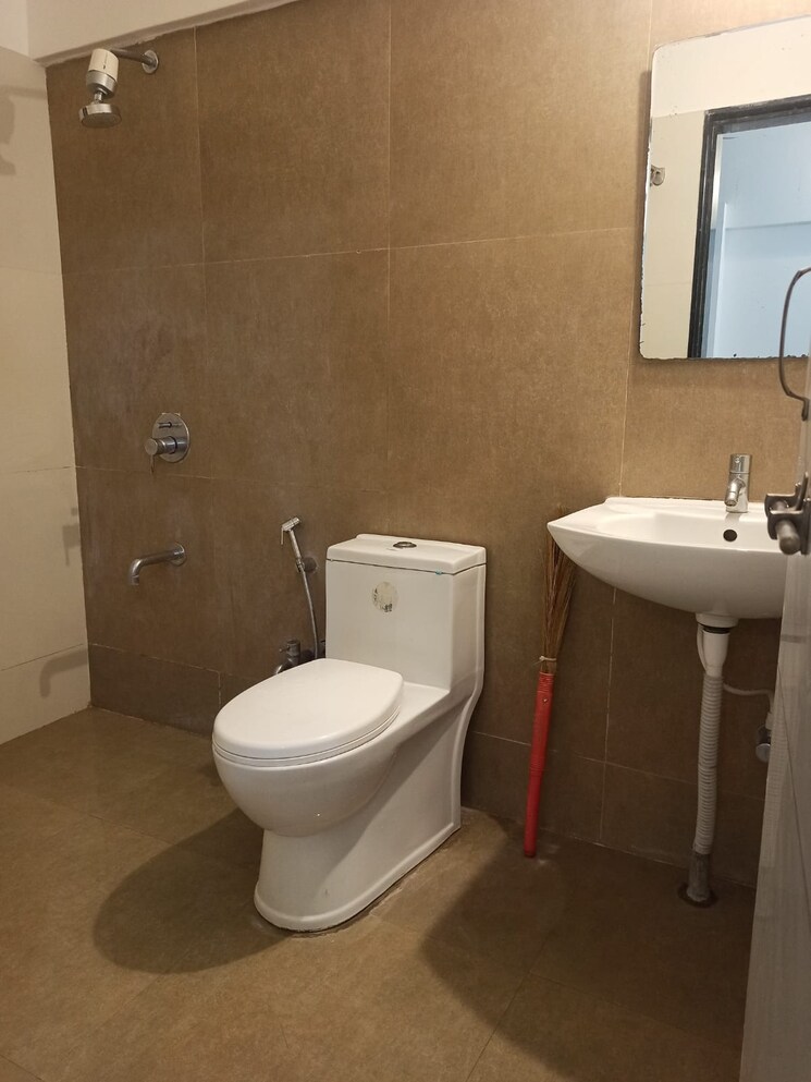 Bathroom, orange-life 2 Bedroom 960 Sq.Ft. Apartment In Pashan Pune 6843879