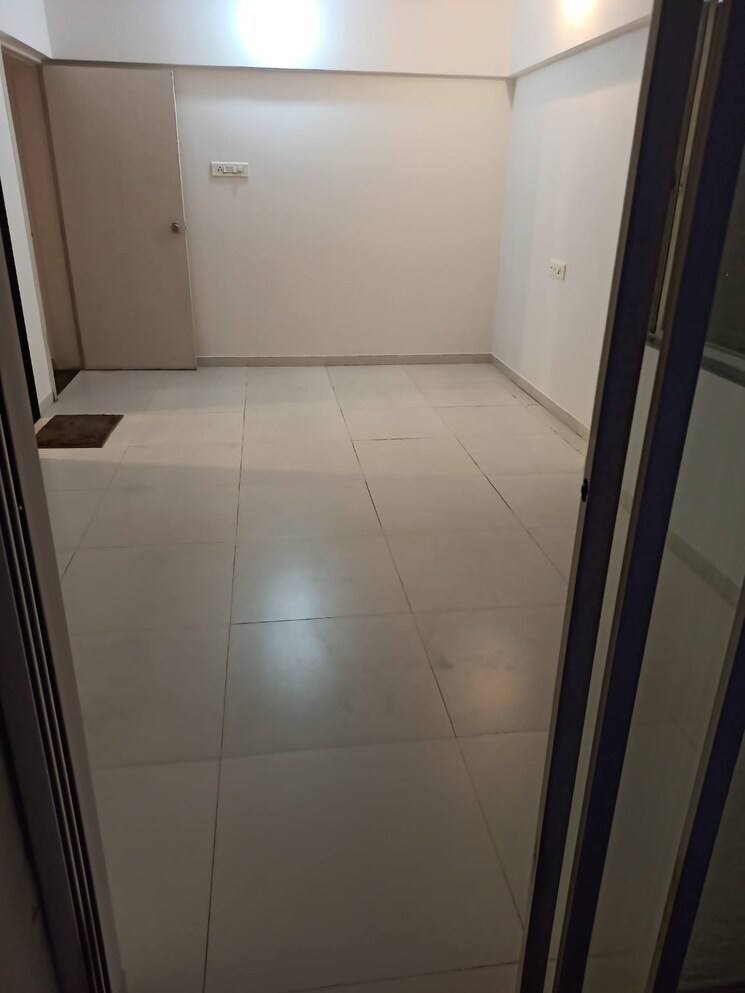 Bathroom, orange-life 2 Bedroom 960 Sq.Ft. Apartment In Pashan Pune 6843879