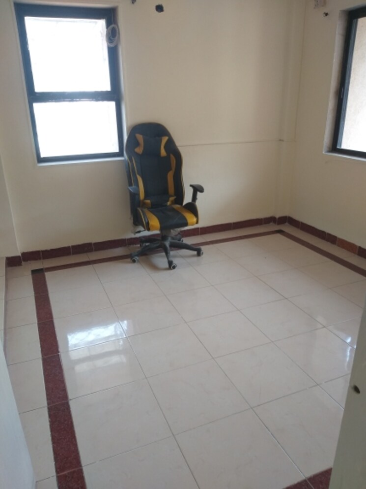 Room, cosmos-residancy 1 Bedroom 450 Sq.Ft. Apartment In Kavesar Thane 6846219