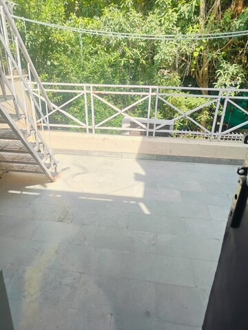 Balcony in 2.5 BHK Builder Floor at Ansal Plaza Sector-23, Sector 23 – for Rent