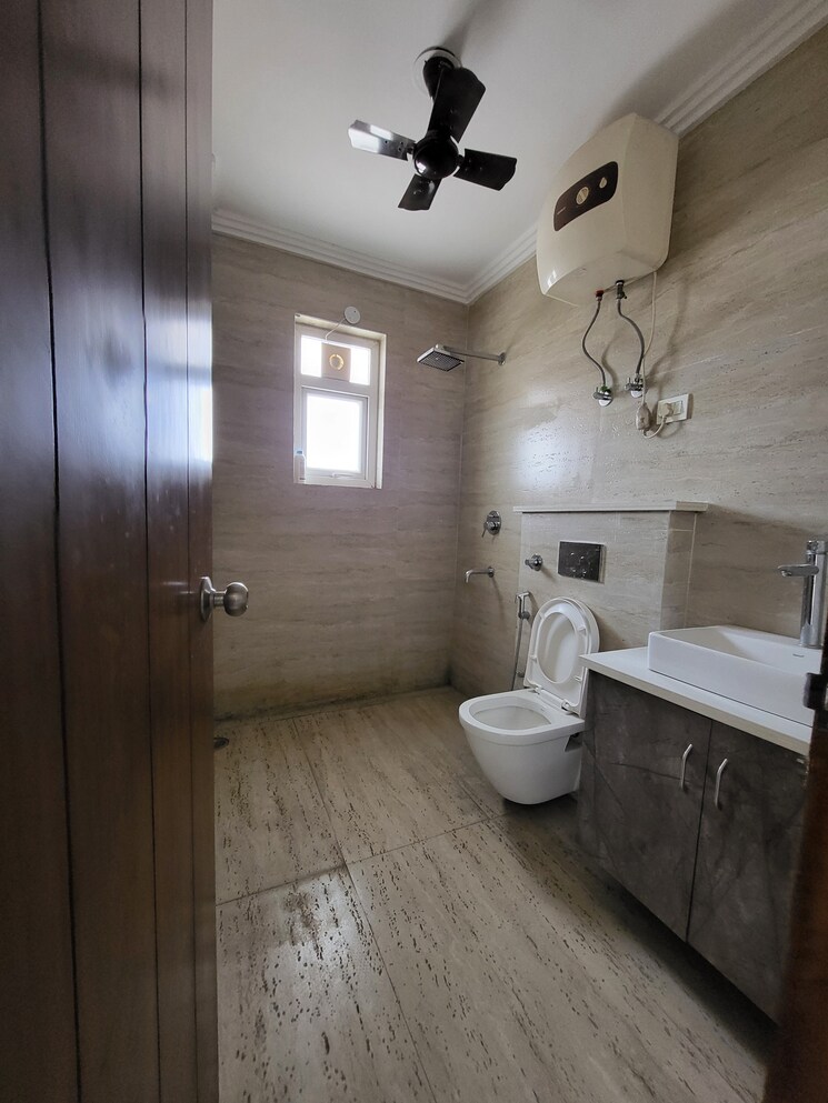 Living Room, green fields colony 4 Bedroom 4050 Sq.Ft. Builder Floor In Green Fields Colony Faridabad 6847674