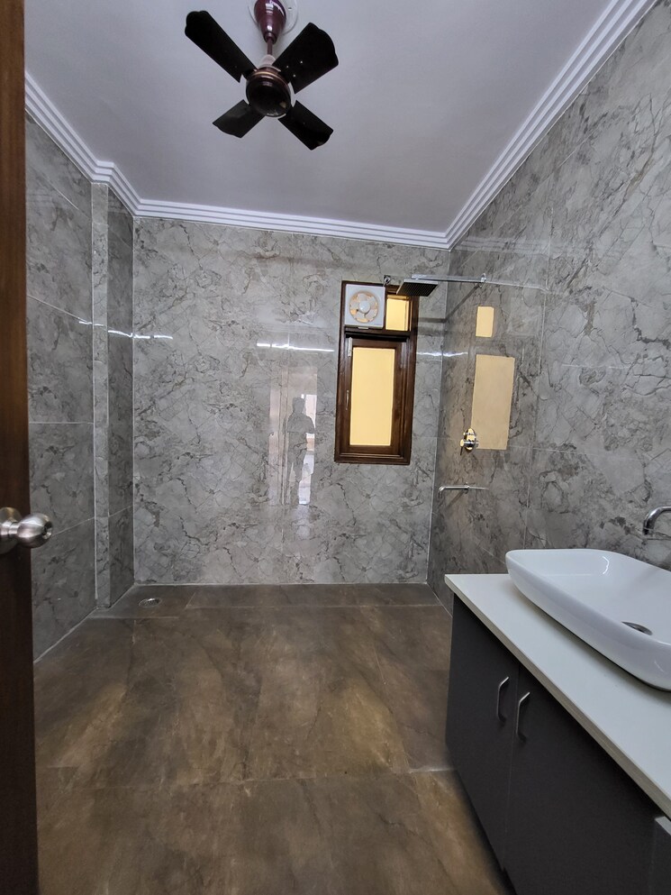 undefined, green fields colony 4 Bedroom 4050 Sq.Ft. Builder Floor In Green Fields Colony Faridabad 6847674