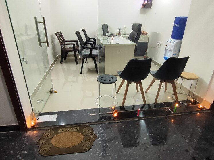 Team Area, jnc-the-park Commercial Shop 206 Sq.Ft. In Sector 16c Greater Noida Greater Noida 6848278