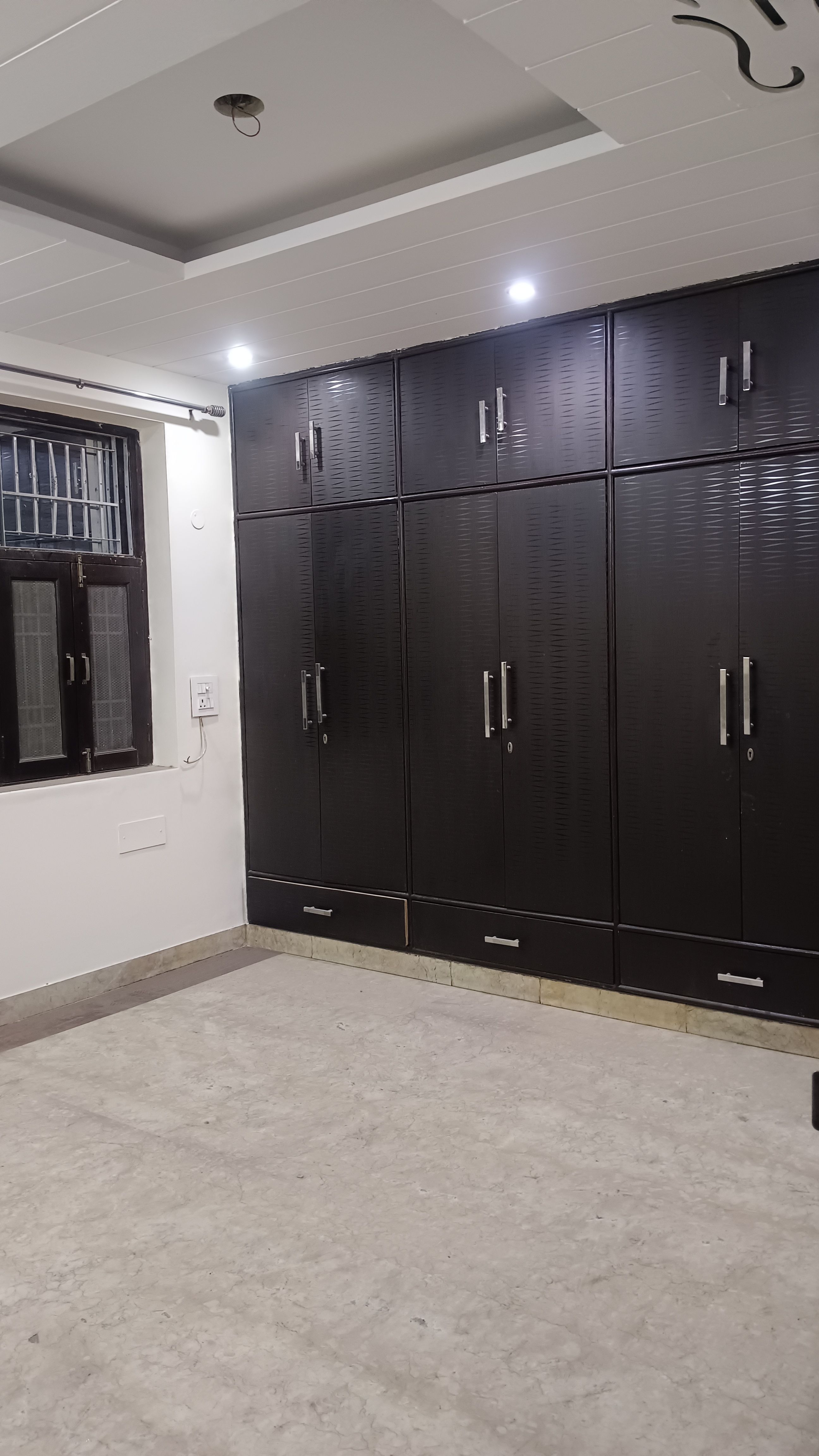 Rental 3 Bedroom 1500 Sq.Ft. Builder Floor in Tilak Nagar Delhi 6727011
