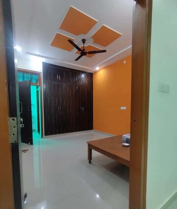 Room in 2 BHK Villa at Sultanpur Road – for Rent