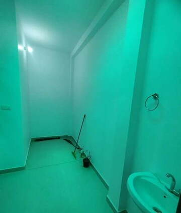 Room in 2 BHK Villa at Sultanpur Road – for Rent