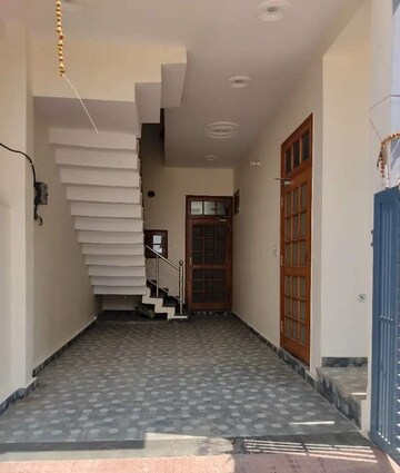 Bathroom in 2 BHK Villa at Sultanpur Road – for Rent