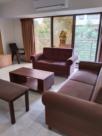 Living Room in 3 BHK Apartment at Juhu – for Rent