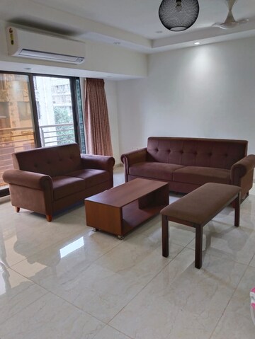 Living Room in 3 BHK Apartment at Juhu – for Rent