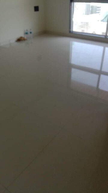 Room in 2 BHK Apartment at Veera Desai Road – for Rent
