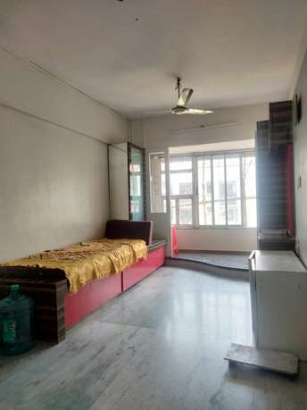 1 BHK Apartment For Rent in New Highway Park E 3 CHS Kandivali East Mumbai 6852281