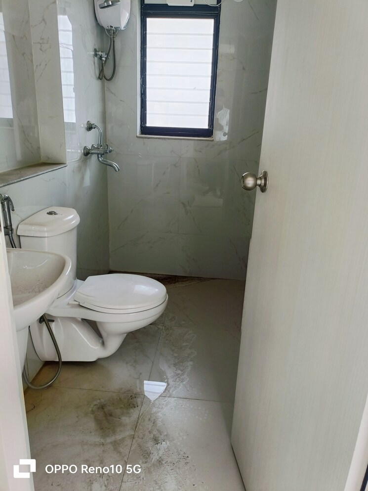 Bathroom, runwal-gardens-phase-i 1 Bedroom 436 Sq.Ft. Apartment In Dombivli East Thane 6853614