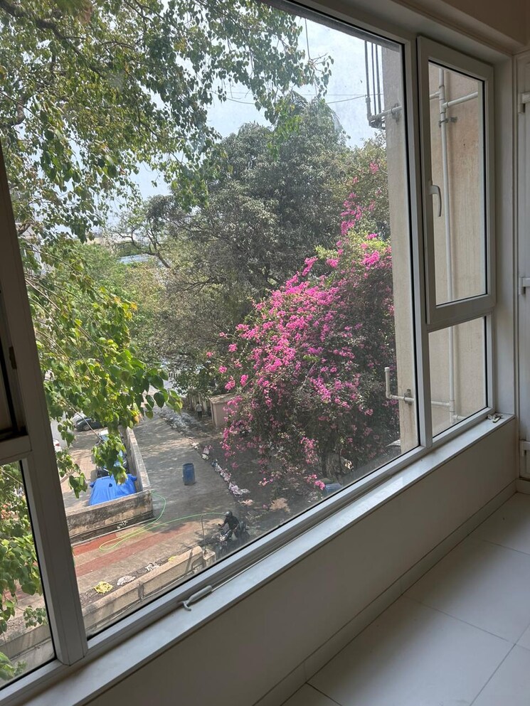 Balcony, evershine-cosmic 4 Bedroom 1990 Sq.Ft. Apartment In Andheri West Mumbai 6853725