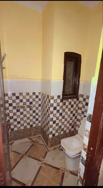 Bathroom in 1 BHK Builder Floor at Uttam Nagar – for Sale