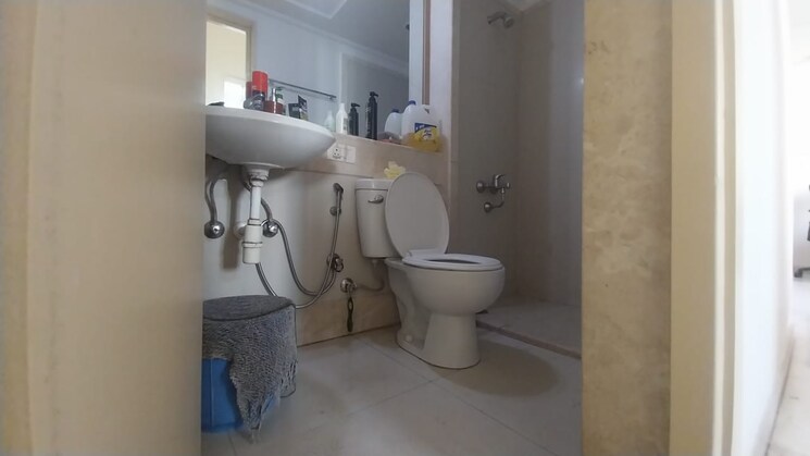 Bathroom, hiranandani-villa-grand 2 Bedroom 870 Sq.Ft. Apartment In Ghodbunder Road Thane 6854964
