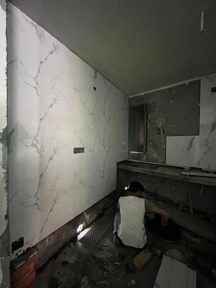 Bathroom, sri niwaspuri 2 Bedroom 1000 Sq.Ft. Builder Floor In Sri Niwaspuri Delhi 6858692