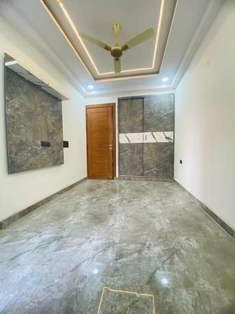 2 BHK Builder Floor For Rent in Parakh Homes Gyan Khand I Ghaziabad 6860330