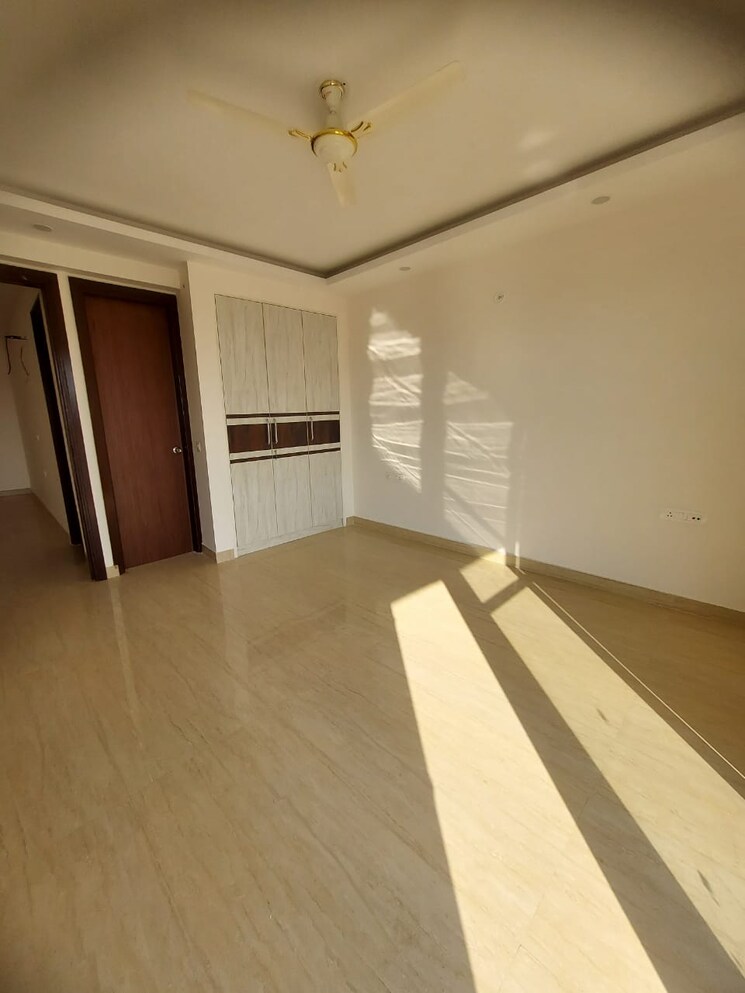 Room, bptp-astaire-garden-monet-floors 3 Bedroom 1575 Sq.Ft. Builder Floor In Sector 70a Gurgaon 6860773