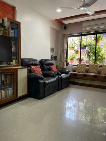 2 BHK Apartment For Resale in Nutan Madhuban Apartment Worli Mumbai 6862658