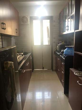 2 BHK Apartment For Rent in Highland Tower Lokhandwala Township Kandivali Mumbai 6864683