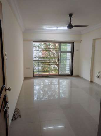 3 BHK Apartment For Rent in Highland Tower Lokhandwala Township Kandivali Mumbai  6865183