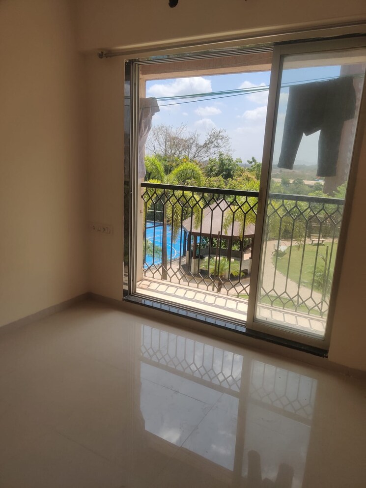 Room, squarefeet-ace-square-phase-2 1 Bedroom 625 Sq.Ft. Apartment In Ghodbunder Road Thane 6865546