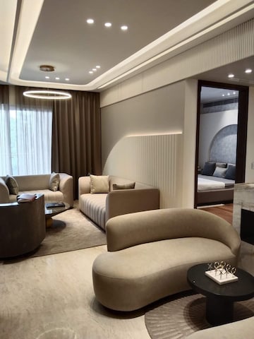 Living Room in 2.5 BHK Builder Floor at Smart World Gems, Sector 89 – for Sale